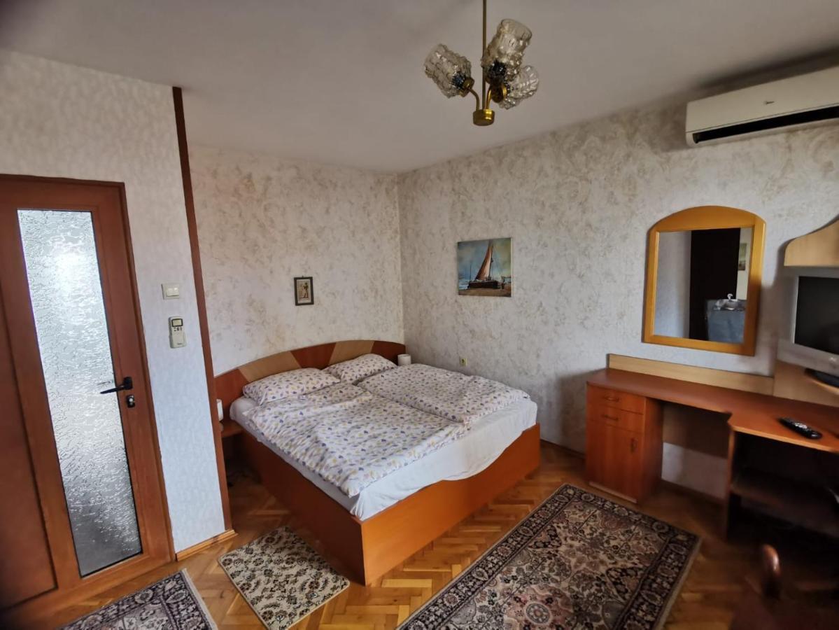 Coastal Guest House Νεσέμπαρ Εξωτερικό φωτογραφία